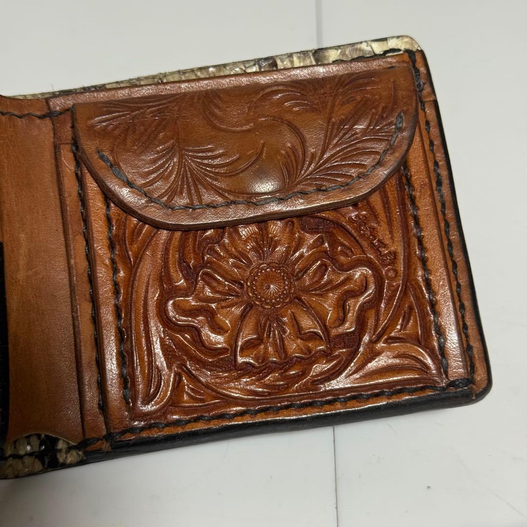 ⭐️極美品⭐️大和工房　マットレッドポロサス　二つ折り財布　カービング　パイソン