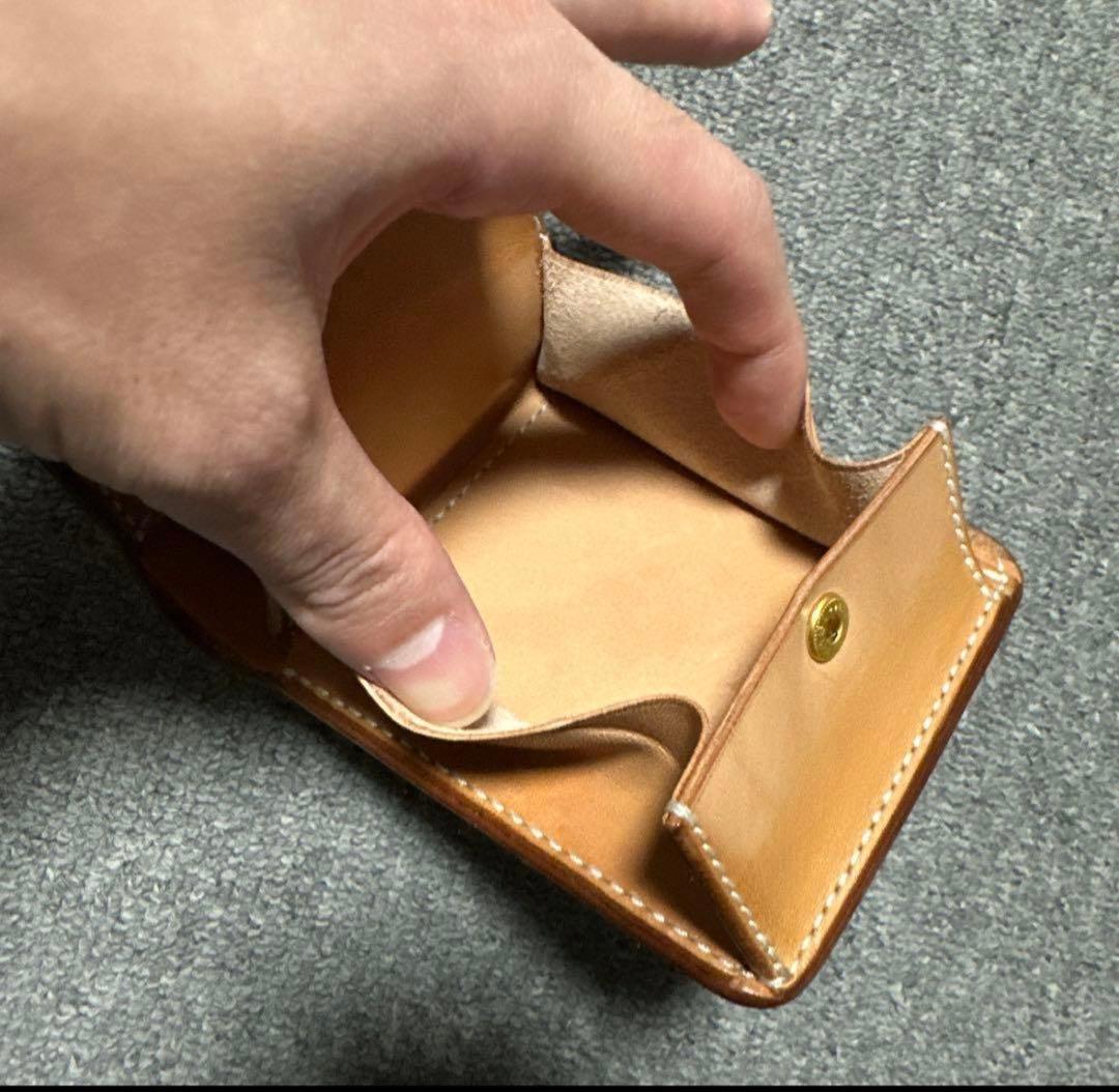 gaea2096 手縫いの極上ヌメ革二つ折り財布　ショートウォレット【年末特価】