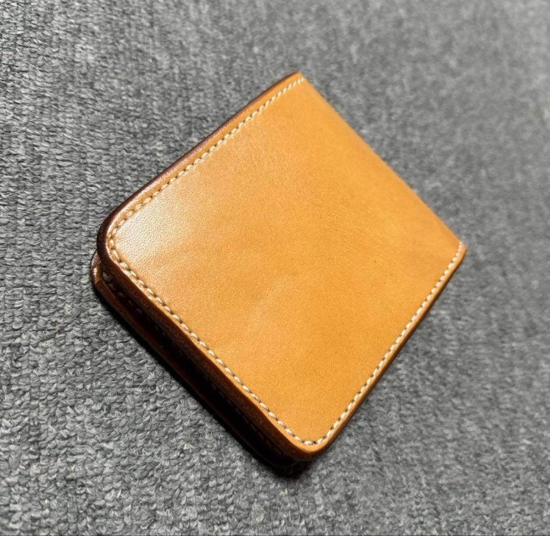 gaea2096 手縫いの極上ヌメ革二つ折り財布　ショートウォレット【年末特価】