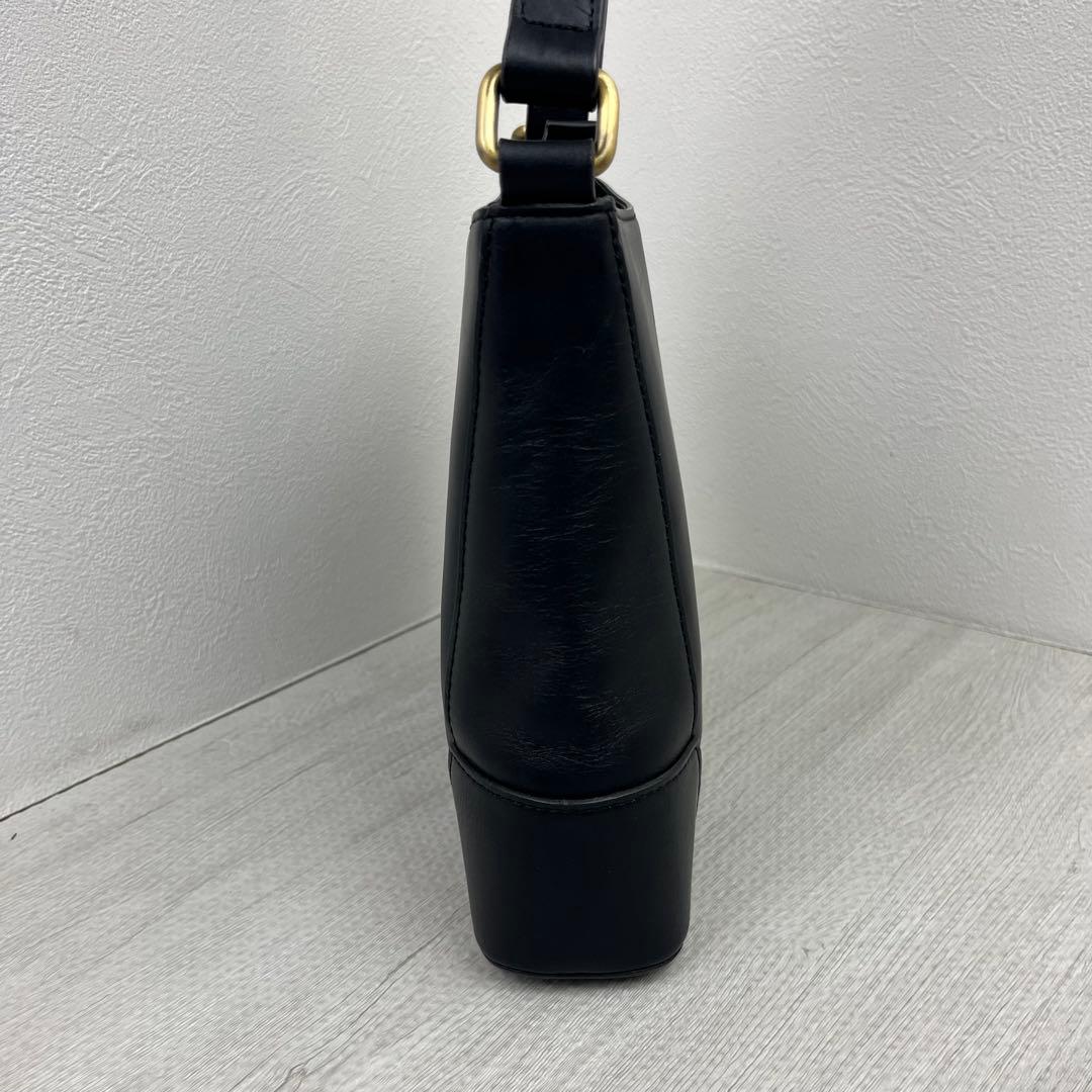 美品✨ Burberry バーバリー ショルダーバッグ ノバチェック レザー