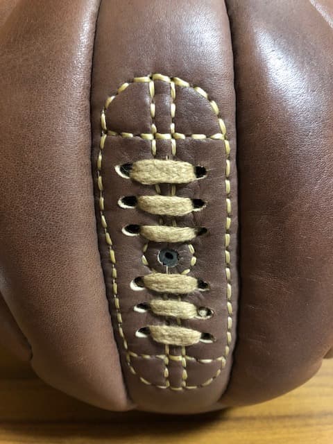 FCバルセロナ オフィシャル クラシックボール 復刻版（大） 5号球