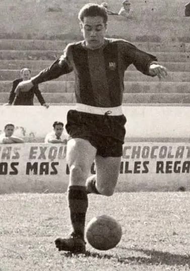 FCバルセロナ オフィシャル クラシックボール 復刻版（大） 5号球