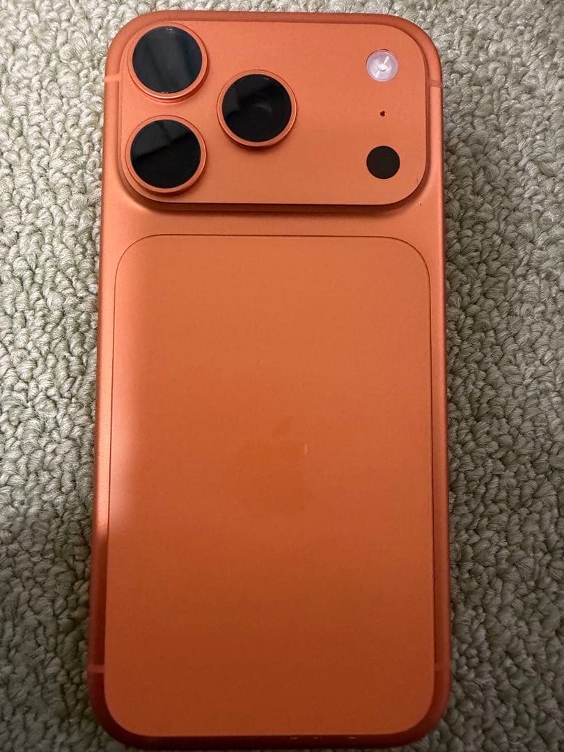 【美品】iPhone 17pro国内版simフリー版256GB