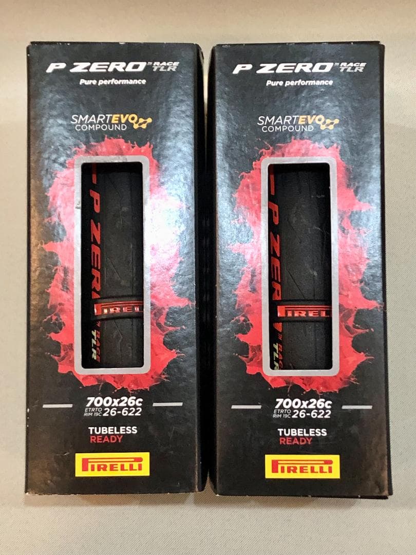 P ZERO チューブレスタイヤ 700x26C レッドラベル2本セット