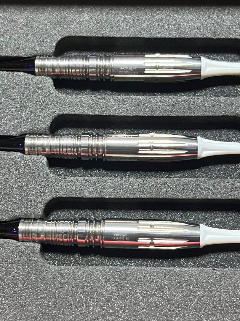 ダーツ JOKERD ULTIMATE Model Re-Baccarat.