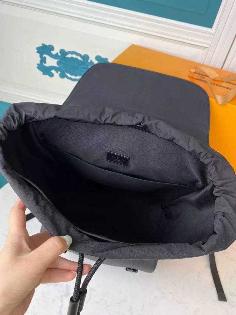 LOUIS VUITTON ブラック リュック M59644