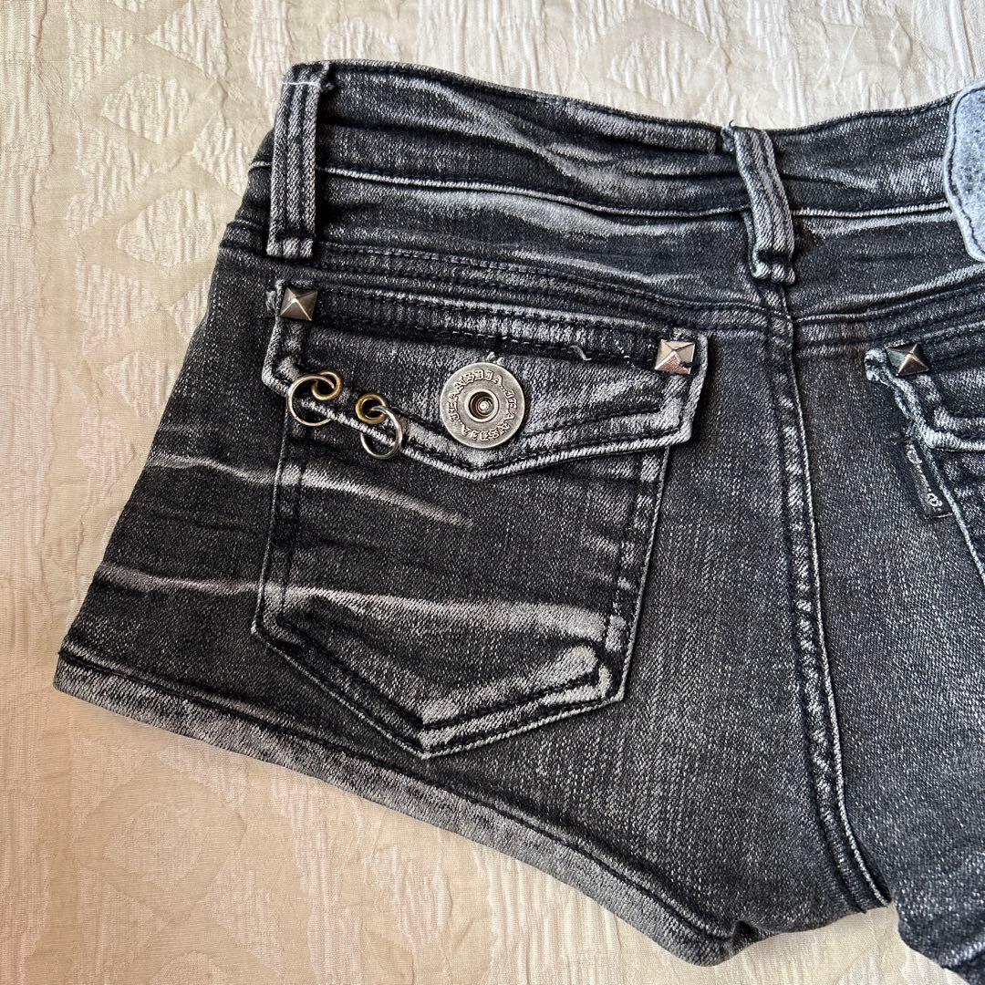 d.i.a.ダイヤ ダメージ加工ショートパンツ Y2K 平成ギャル系