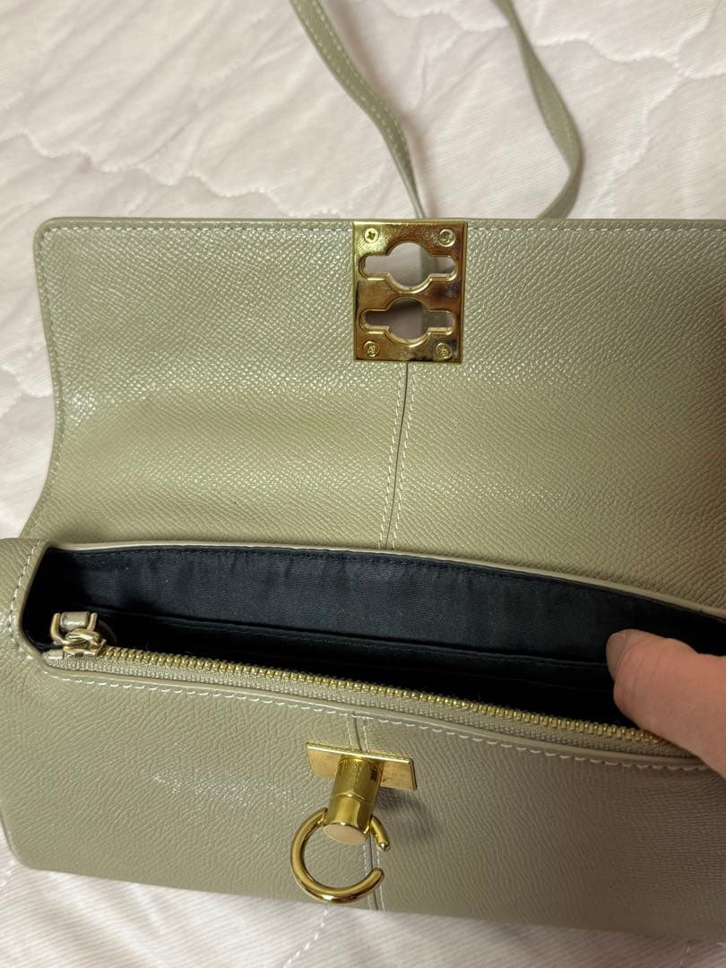 カフネ ショルダー バッグ