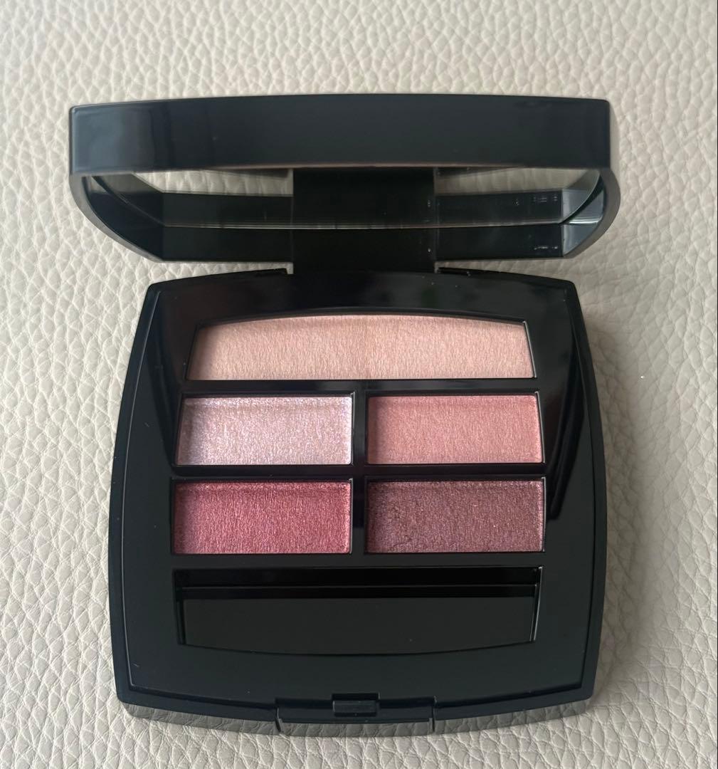 レベージュパレットルガールクールドゥシャネル