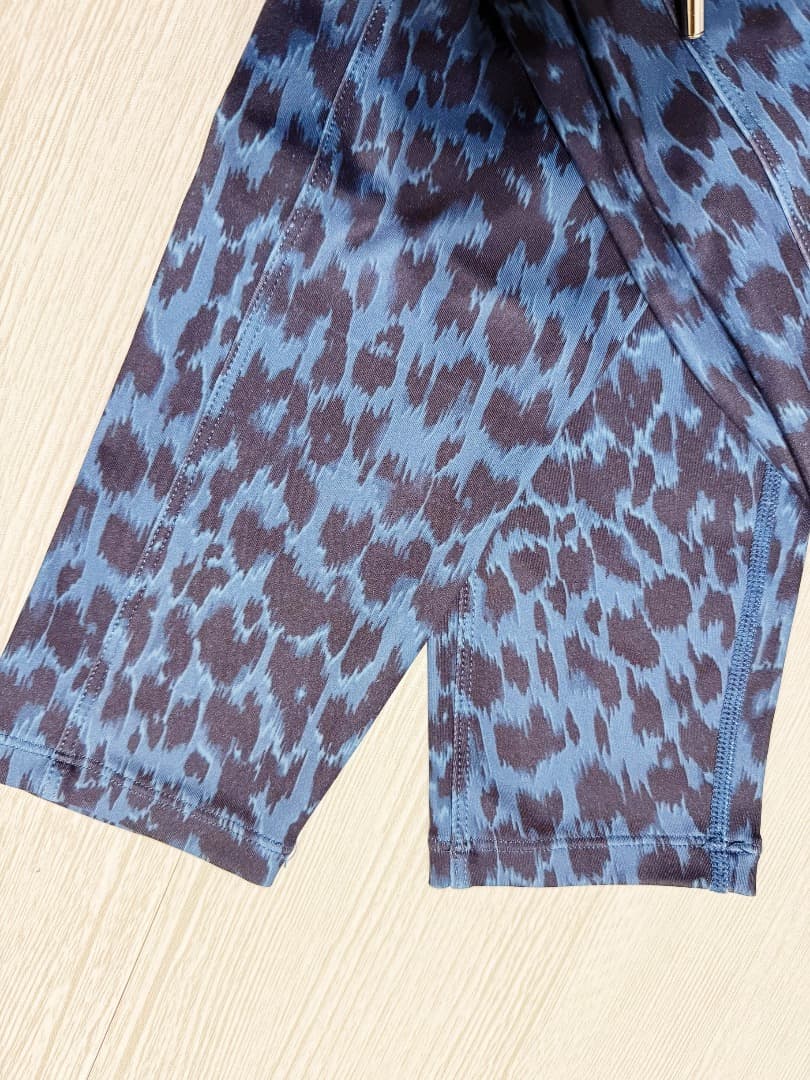 【美品】SUKALA レオパード柄 ヨガウェア 上下セット Sサイズ スカーラ