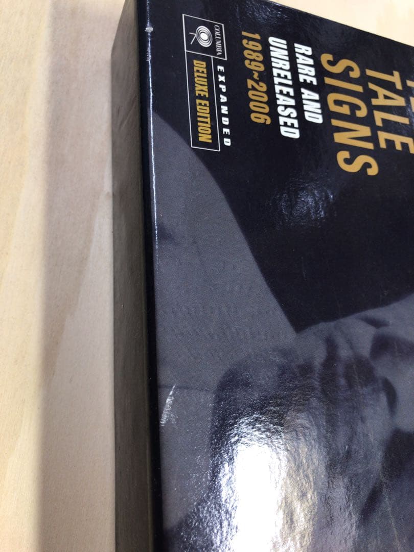 BOB DYLAN／TELL TALE SIGNS DX EDITION