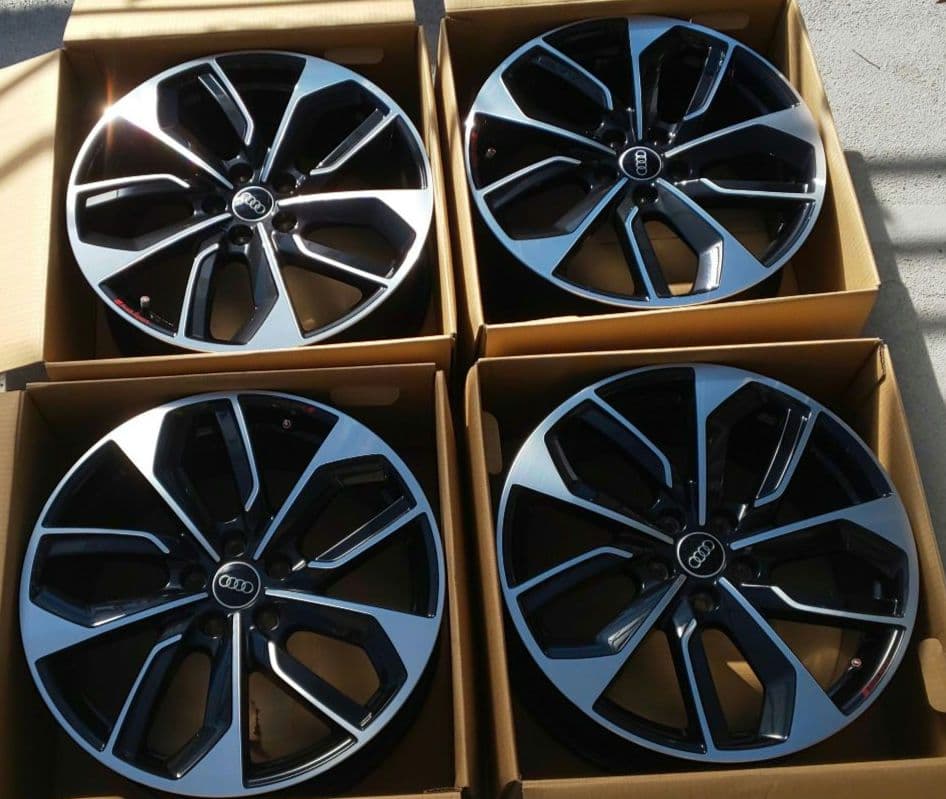 jjjunjiアウディS3 19インチ S3専用純正オプションホイール