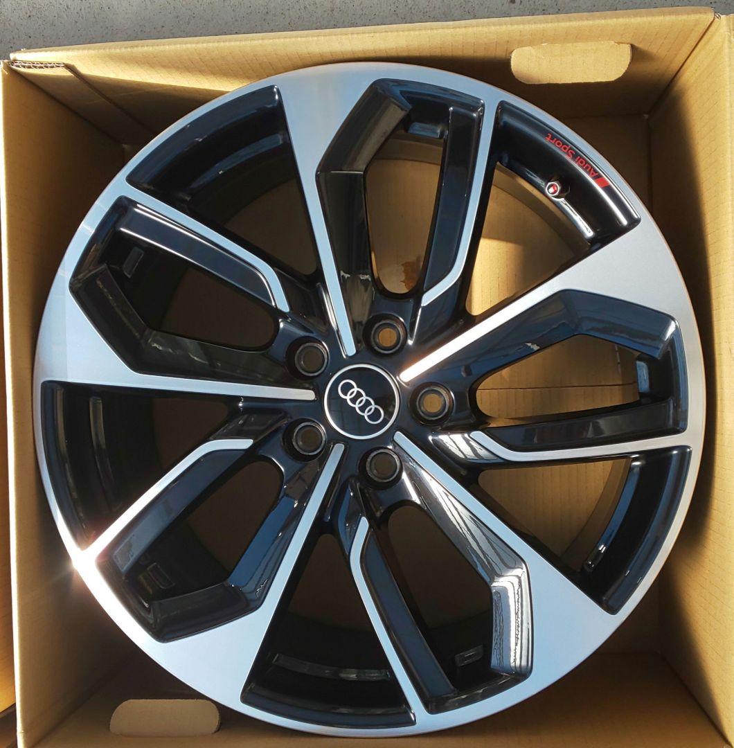jjjunjiアウディS3 19インチ S3専用純正オプションホイール