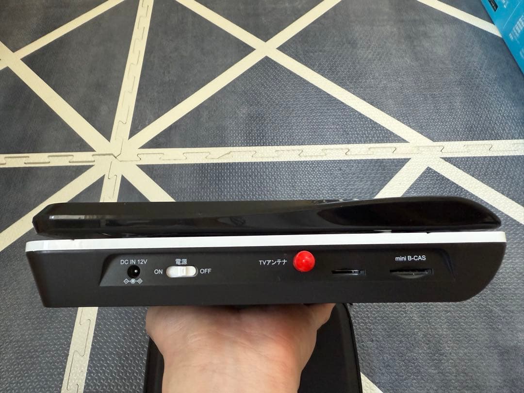 アグレクション SU-10FPB 10インチポータブルブルーレイディスクプレーヤ