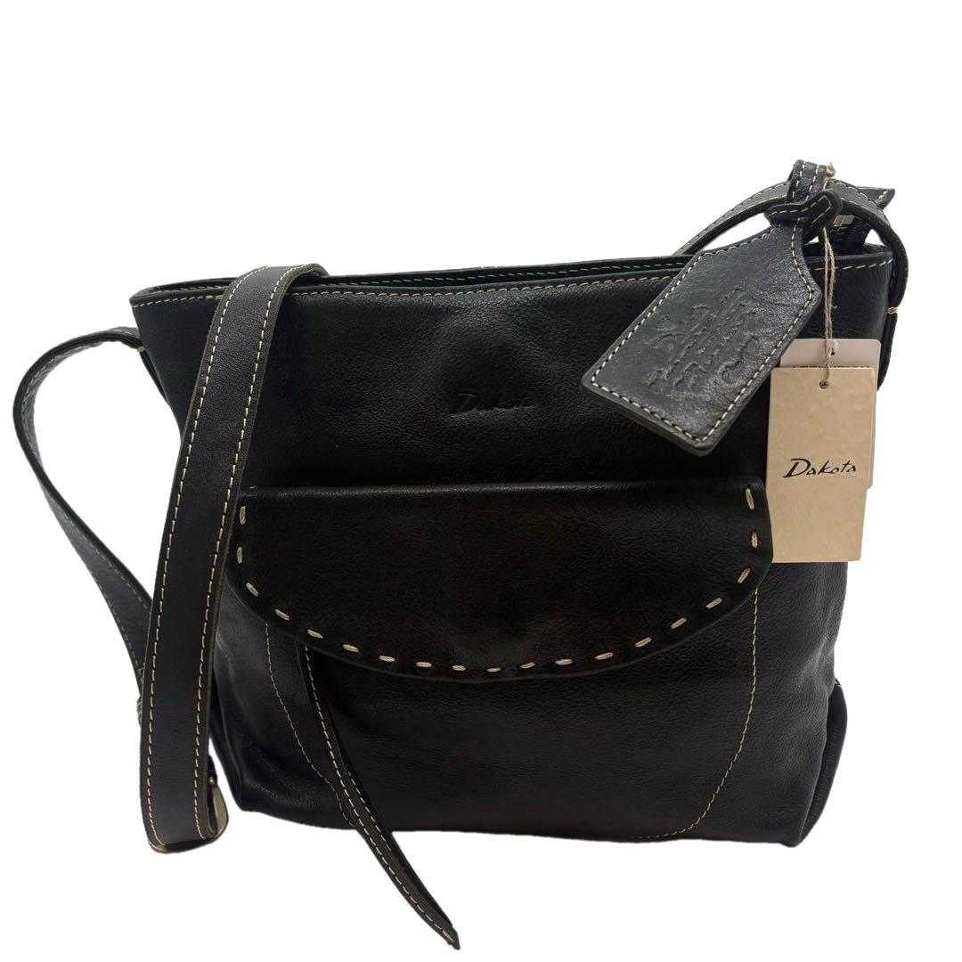 極美品　Dakota シャーロット ショルダーバッグ レザー 斜め掛け　黒