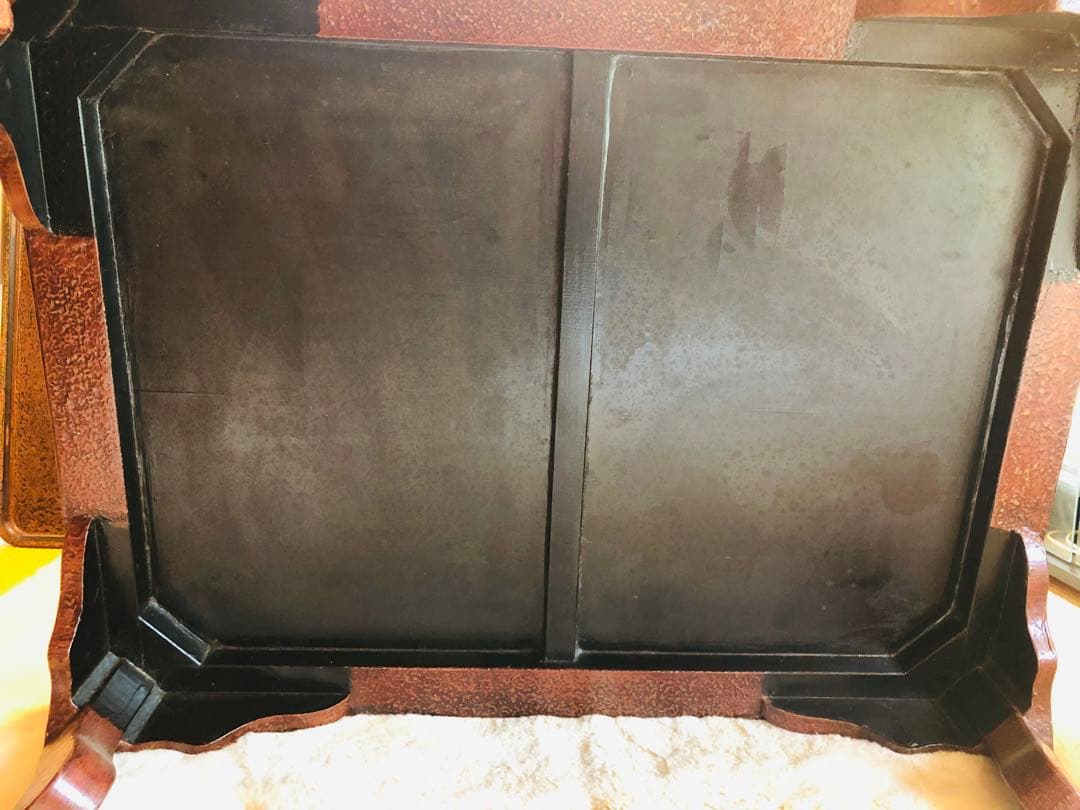 津軽塗　彫刻入り木製座卓 長方形