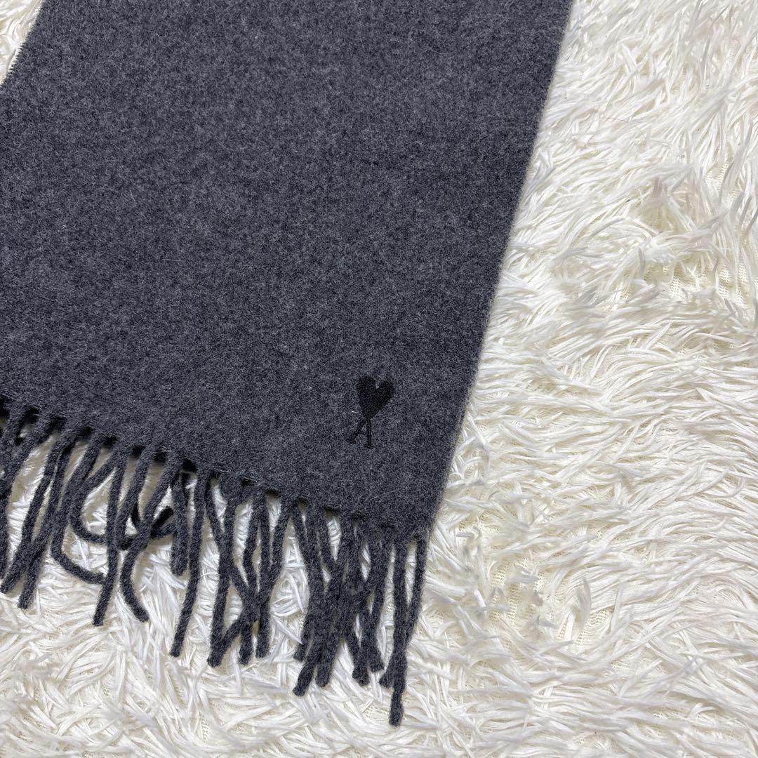 未使用級✨Ami マフラー グレー イタリア製 ロゴ