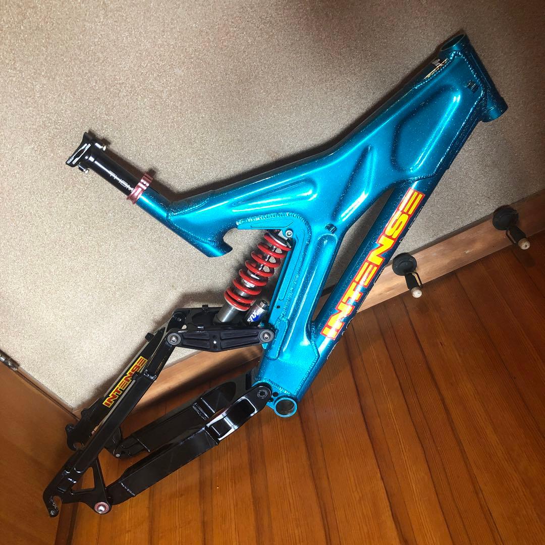 INTENSE M-1フレーム　26インチ