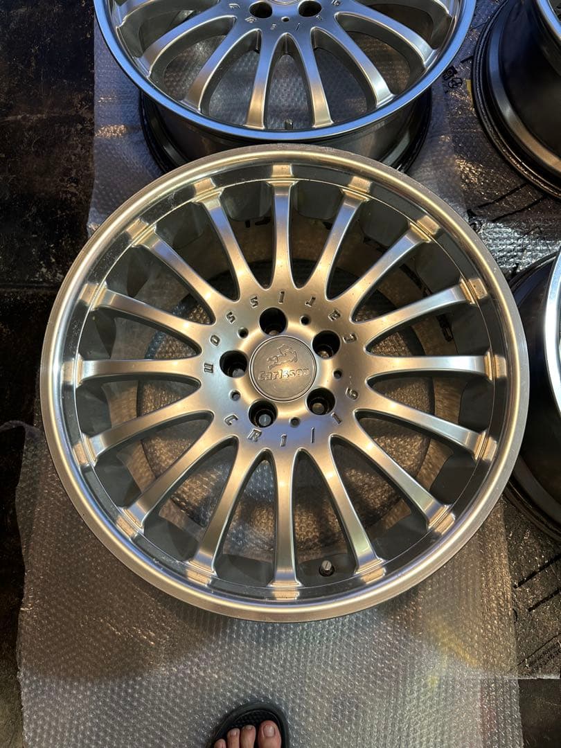 カールソン 19インチ　4本セット　美品‼️