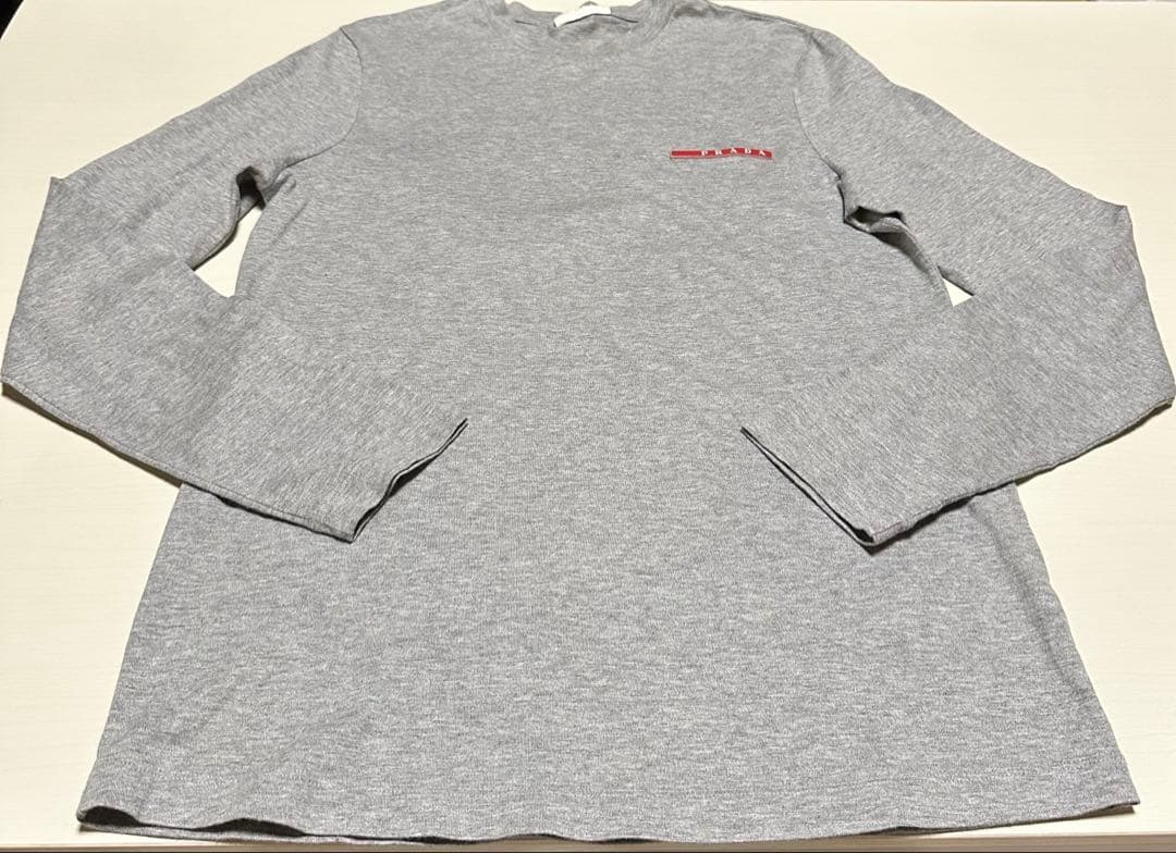 PRADA プラダ 長袖Tシャツ Pradasport