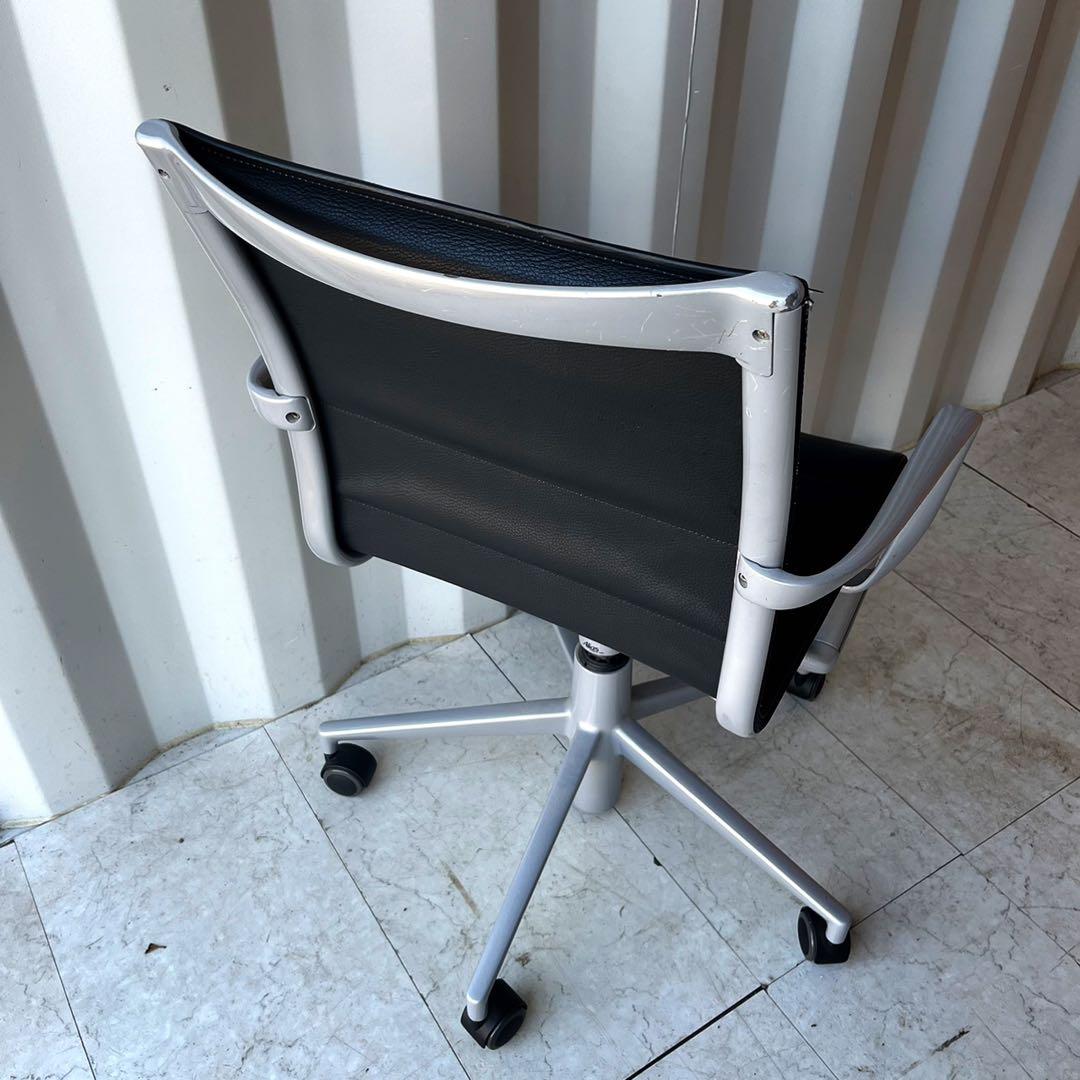 取付無料！カッシーナイクスシー アリアス ローリングフレーム本革オフィスチェア