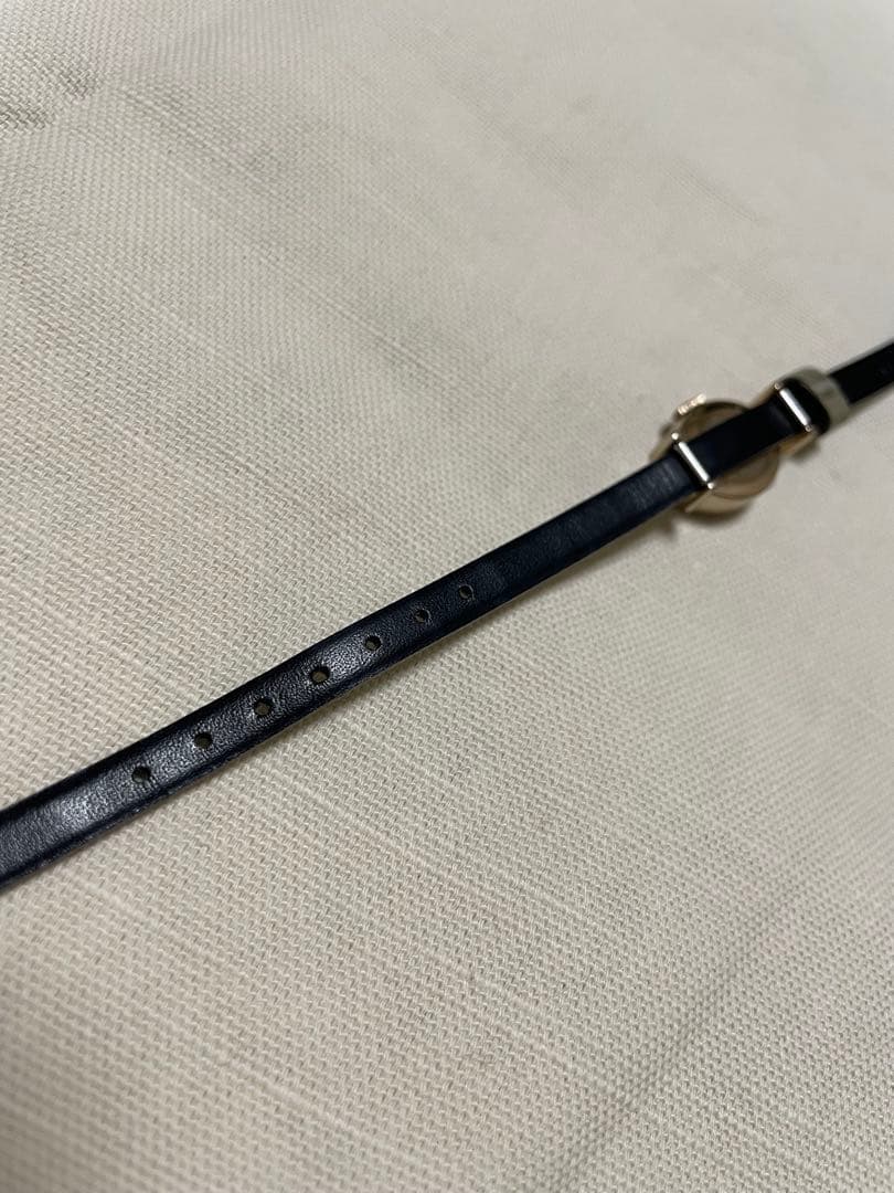 ノジェス　オーバル型　ジュエリーウォッチ