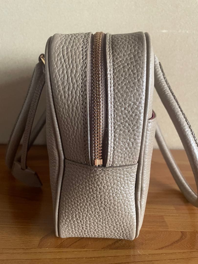 ADMJ トートバッグ レザー トープ系 グレージュ ゴールド金具 美品