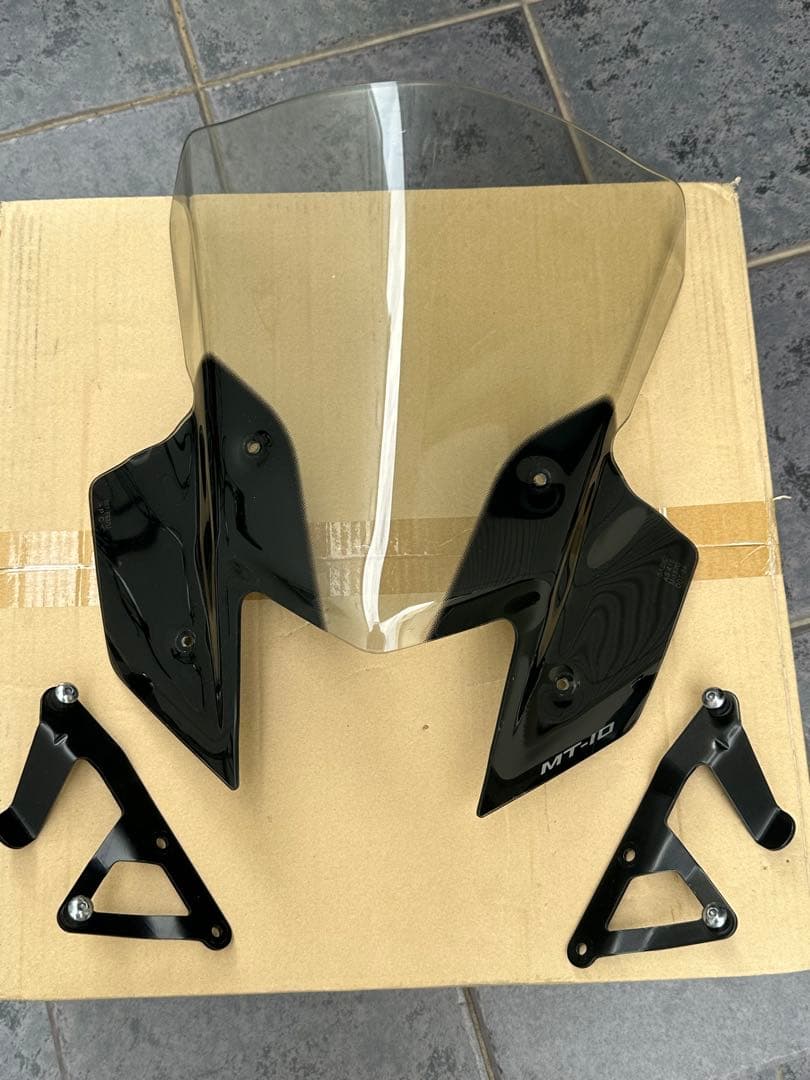 値下げYAMAHA MT10 2017- ミドルスクリーン ワイズギア