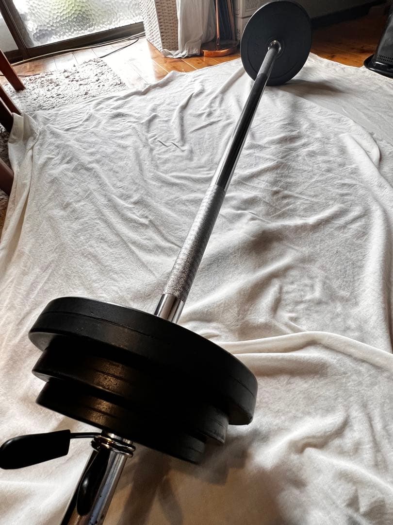 Reebok製 バーベルセット （筋トレ用） 5k/2.5/1.25/バー1本