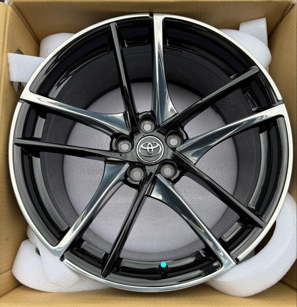 トヨタ　GRスープラ　ホイール　四本