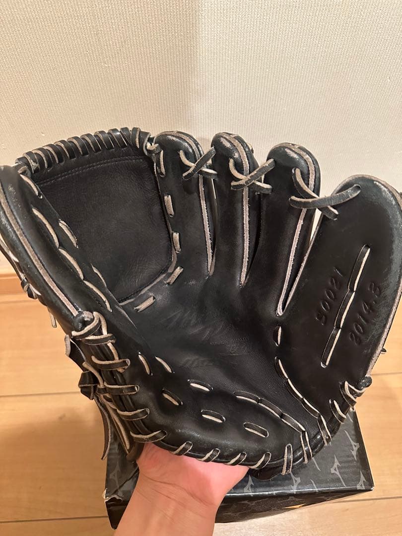 Mizuno Pro 硬式投手用グローブ 黒
