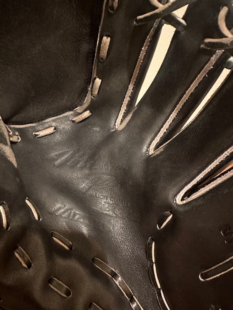 Mizuno Pro 硬式投手用グローブ 黒