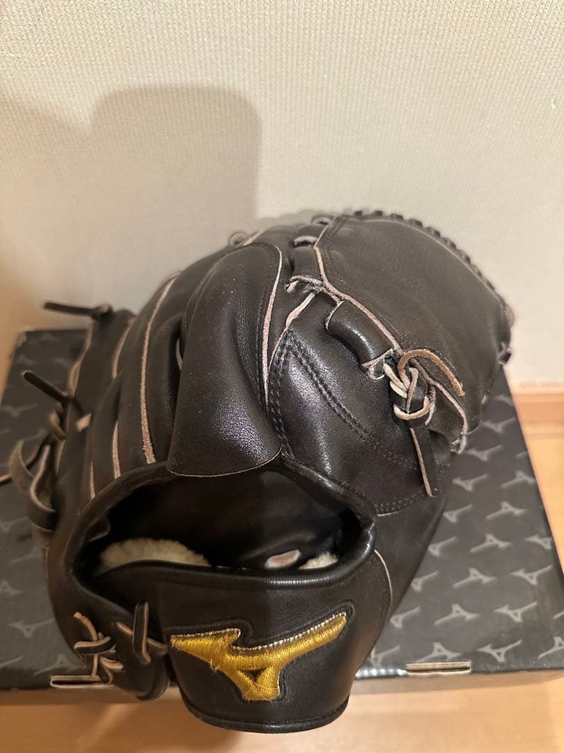 Mizuno Pro 硬式投手用グローブ 黒