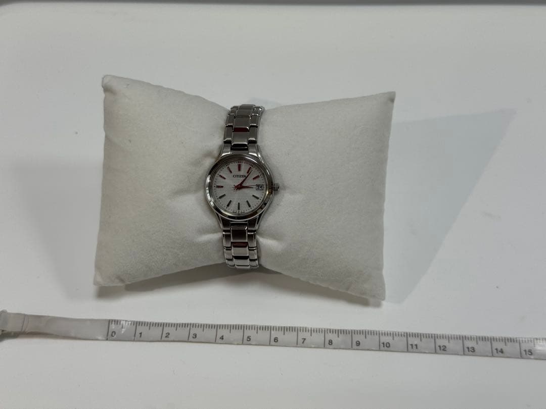 108 シチズンレディース腕時計　チタン電波ソーラー　ES1010-53A