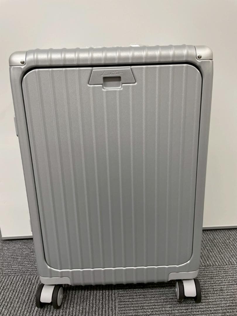 リベティ多機能キャリーケース【マットシルバーSサイズ】78