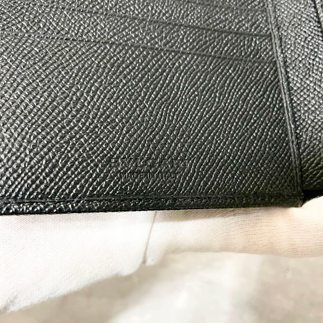 【新品未使用 付属品完備】ブルガリ マン 折り財布 サークル レザー 専用