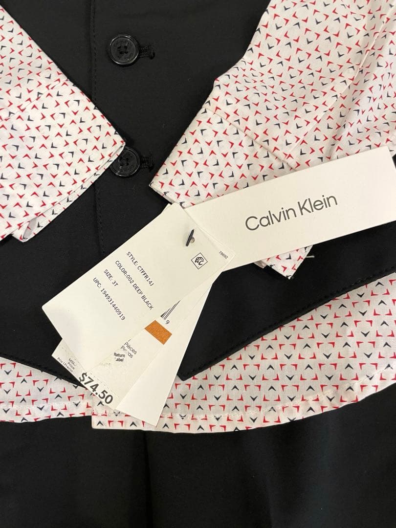 カルバンクライン　フォーマルスーツ 男の子用95-100センチ ブラック系セット