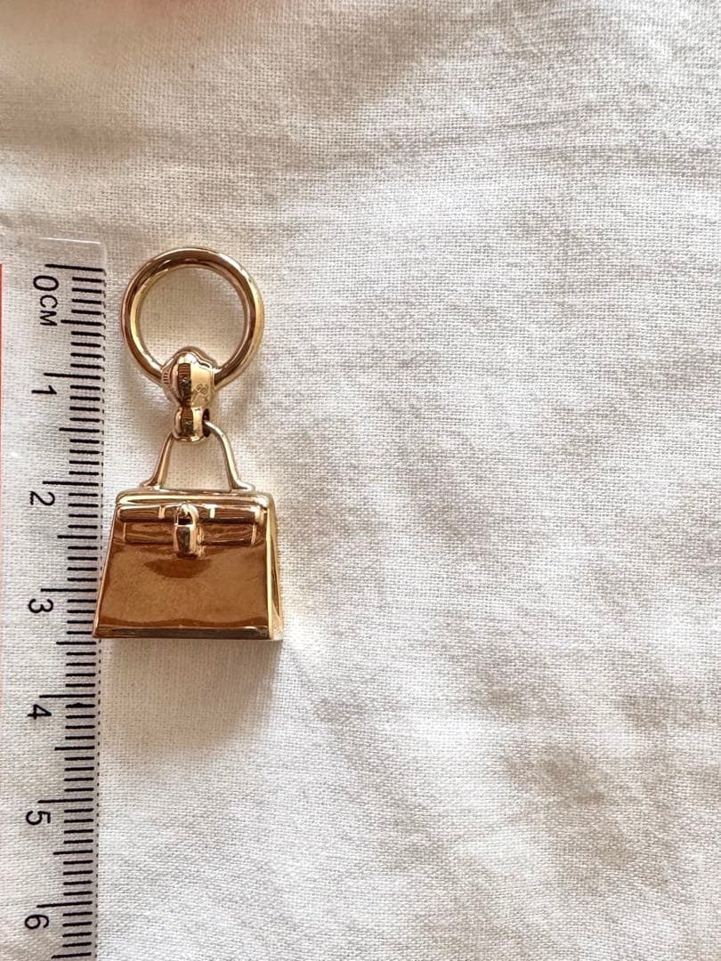 HERMES ツイリーリングケリーチャーム　シルバー