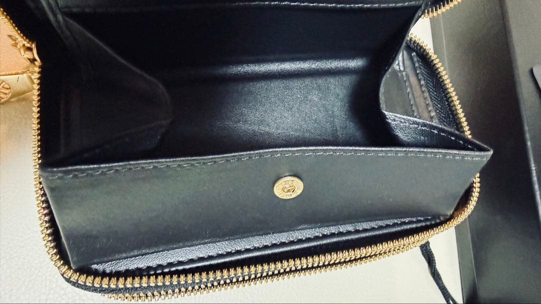 mutaガルーシャ ミニツインジッパーハーフサイズ財布 新品(黒)人気カラー