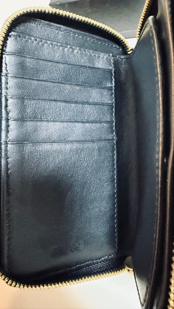 mutaガルーシャ ミニツインジッパーハーフサイズ財布 新品(黒)人気カラー