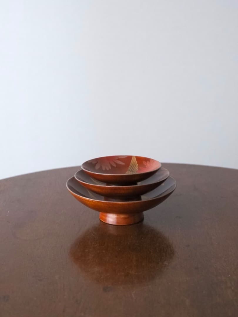 早川崇美　菊華雀蒔絵　三つ組盃　漆工芸　酒道具　美品　箱付　Q1631