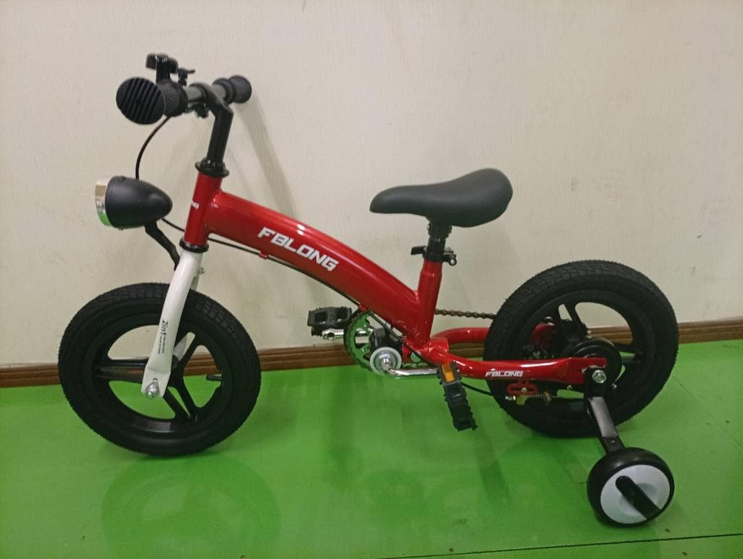 新品未使用 3in1 子供自転車 キックバイク12インチ Red色