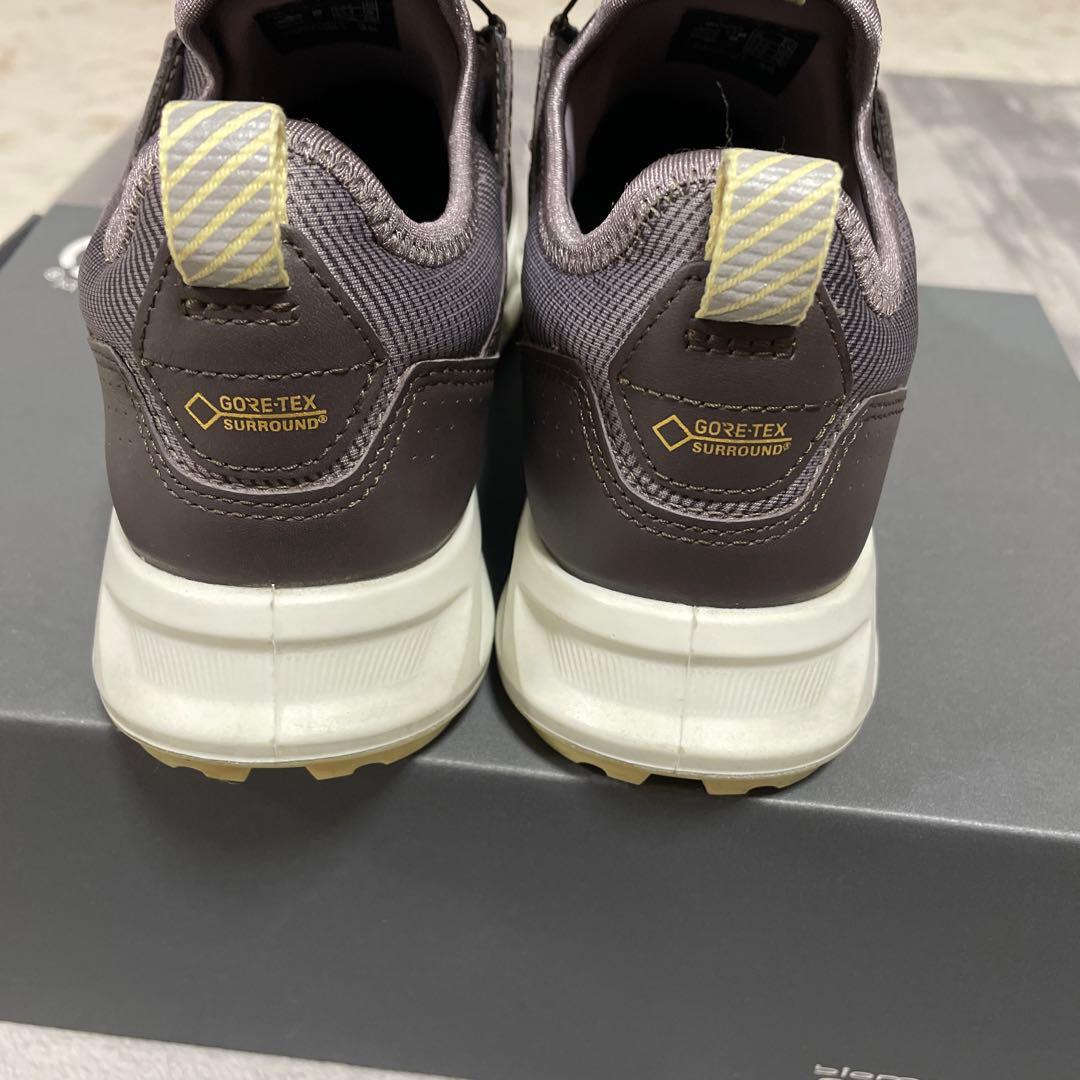 美品ECCOレディースゴルフシューズ23cm