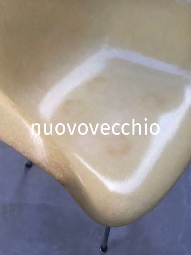 Herman Miller イームズ アームシェルチェアXベース