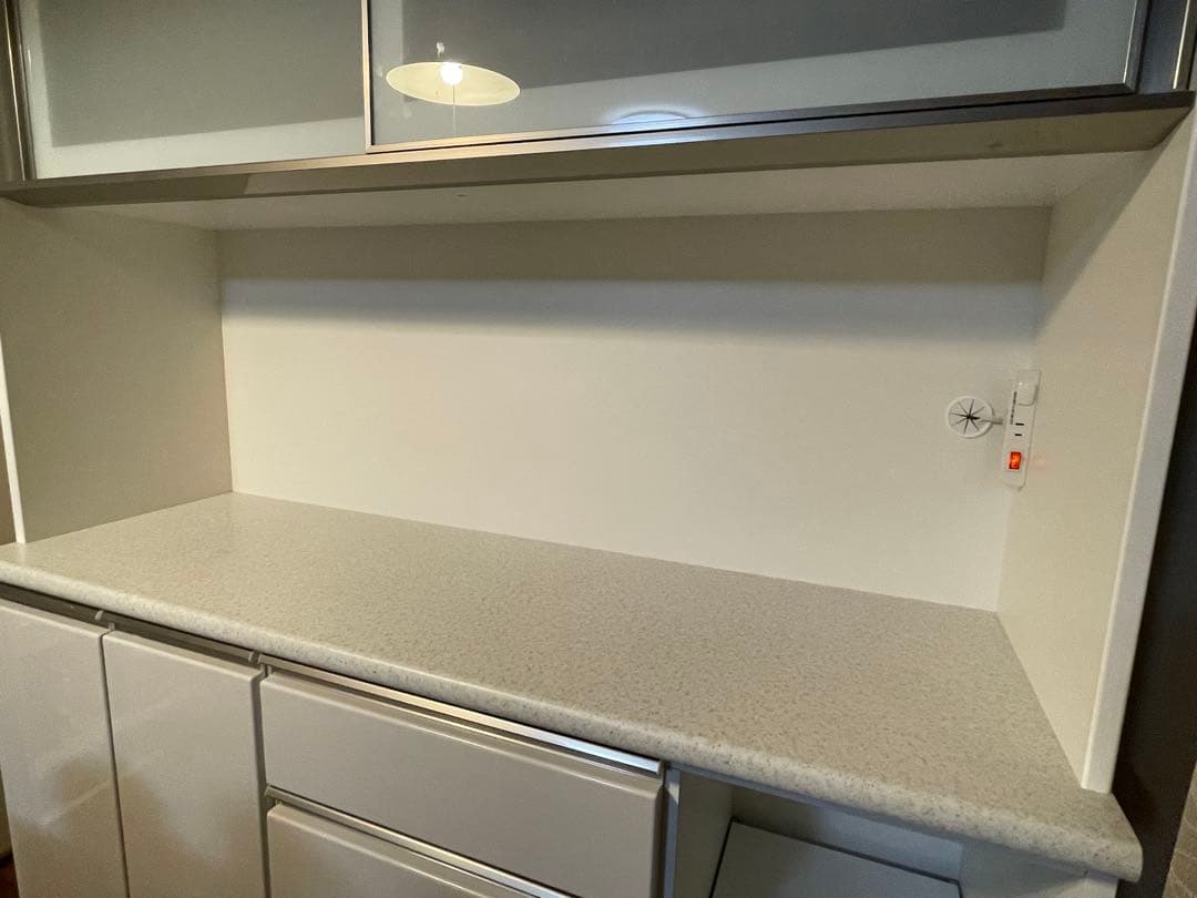 値下済！ニトリ アルミナ2 140cmキッチンボード シンプル ホワイト 食器棚