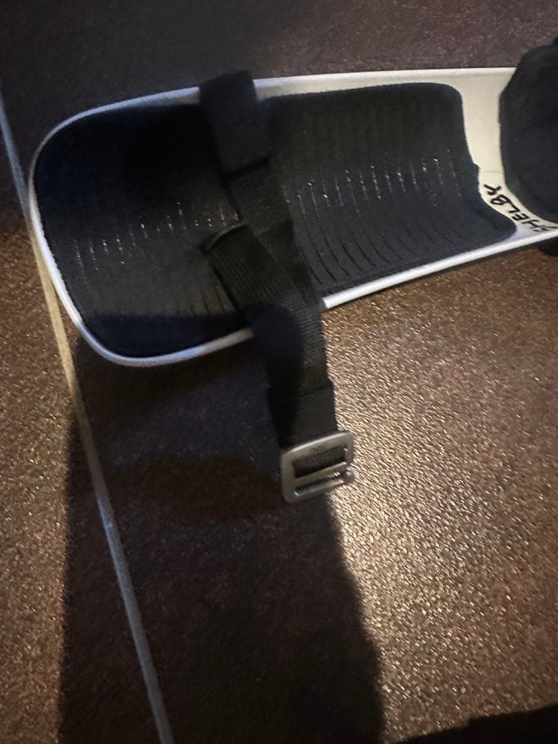 POC アームガード、プラスチック