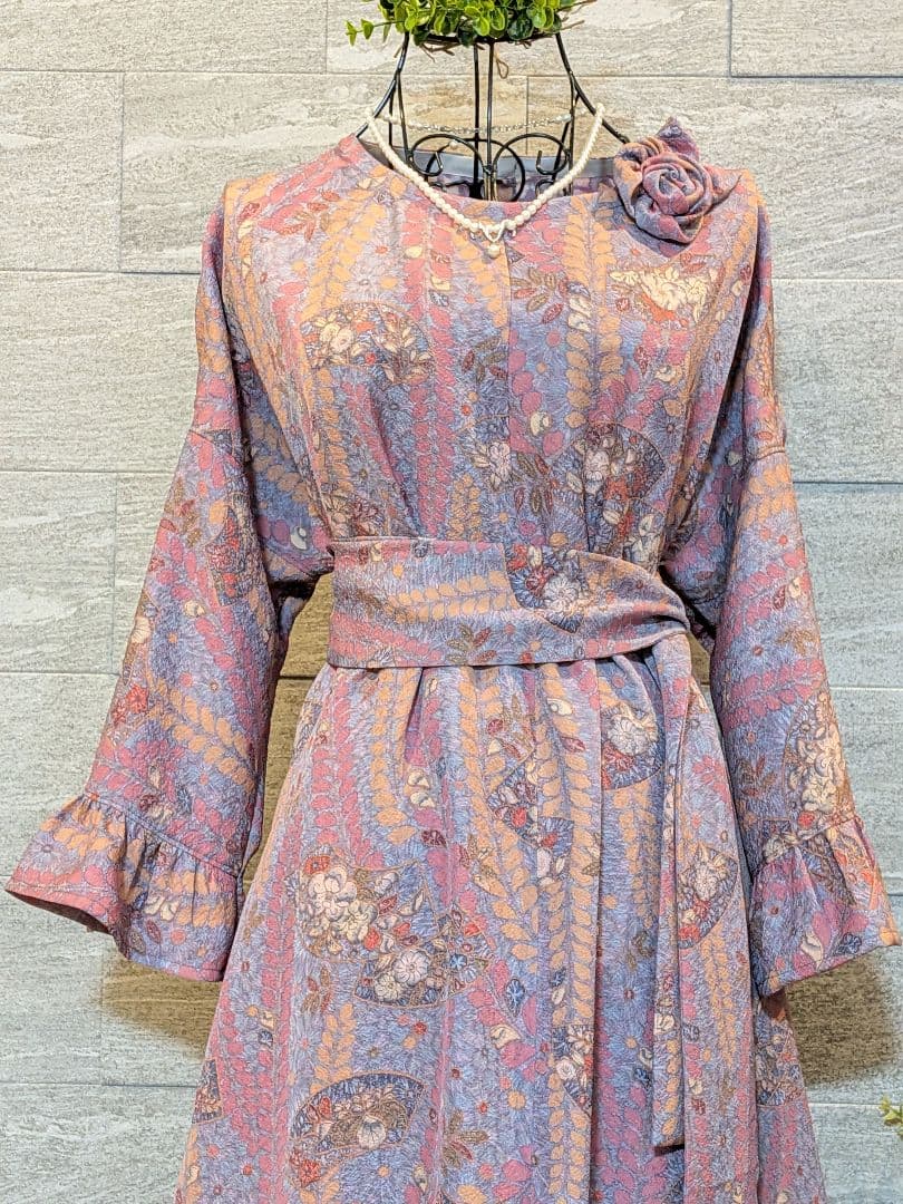 A258着物リメイク辻が花柄Aラインワンピース★リボン・ブローチ