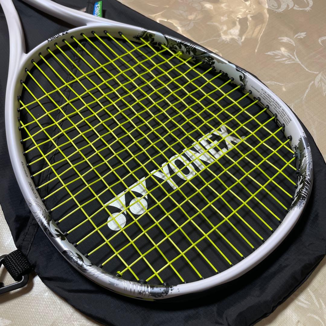 美品 送料無料 ヨネックスGEOBREAK 80S ジオブレイク ホワイト