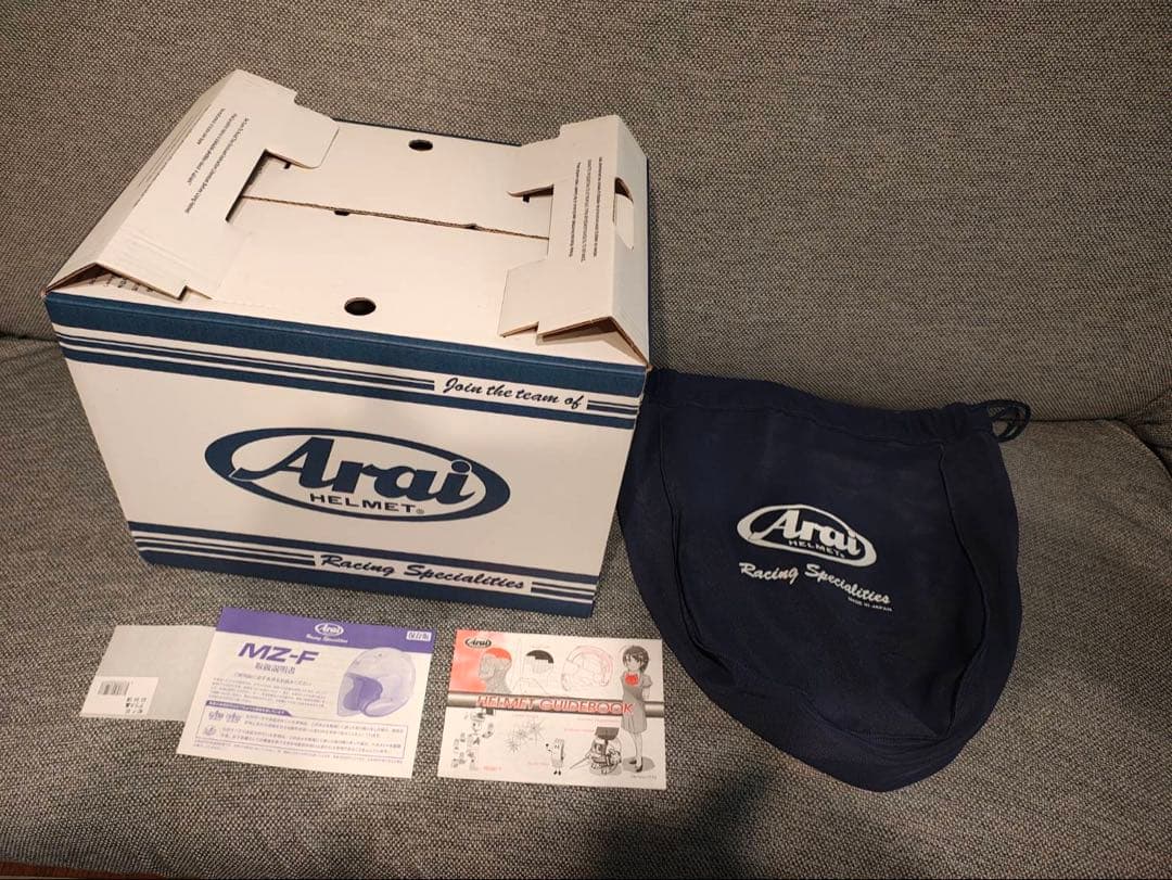 値下げ‼️ほぼ新品‼️Arai MZ-F XOサイズ　63-64cm グラスブラック