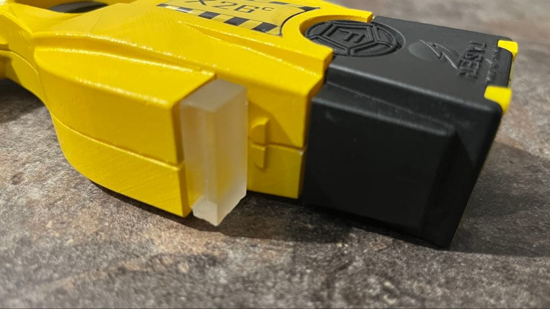 X26 テーザーガン　レプリカ（LE装備　マーシャル装備　LAPD SWAT）